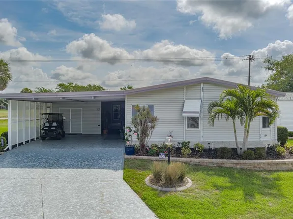 8520 Countess Avenue Cir, Palmetto, FL 34221