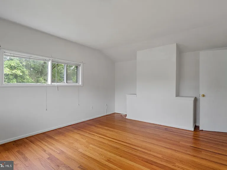 6318 Willowood Ln — Photo 18
