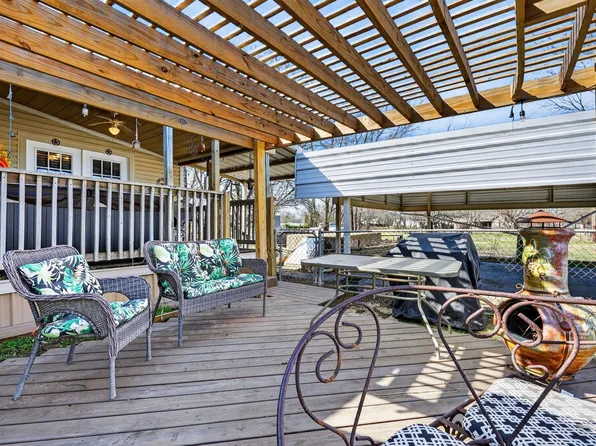 811 SW 21st St, Mineral Wells, TX 76067