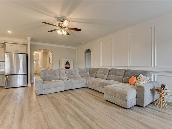 2nd image of 6022 Whitewater Dr