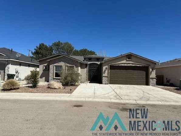 1112 Chitalpa Ct, Carlsbad, NM 88220
