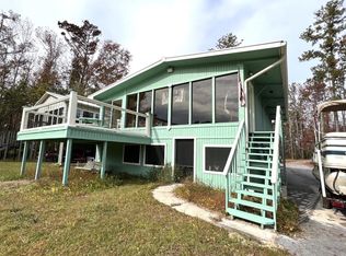 324 Red Bull Island Dr, Wewahitchka, FL 32465