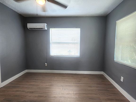 3rd image of 2996 Francis Ave #4