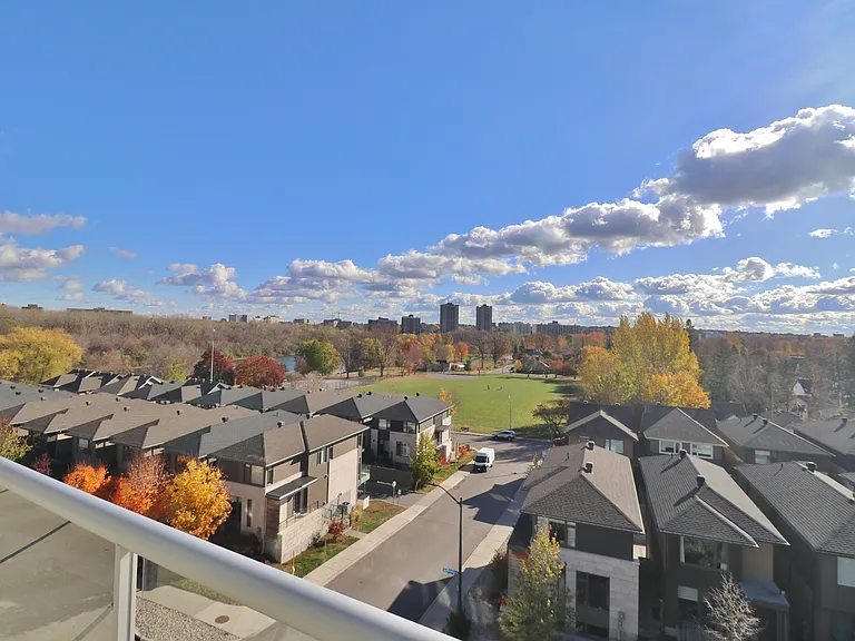 530 De Mazenod Ave #606 — Photo 26