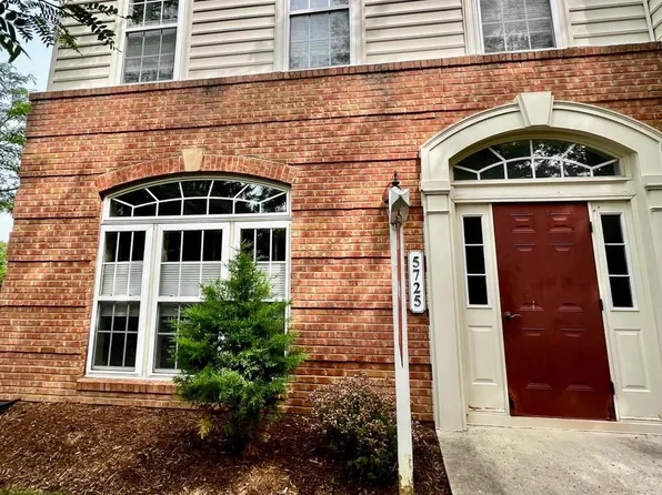 5725 Callcott Way #B, Alexandria, VA 22312