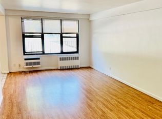 41 Davis Ave #2B, White Plains, NY 10605