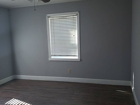 2nd image of 823 N Park St APT 7