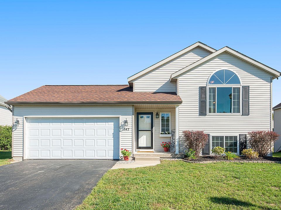 1st image of 147 Waxwing Ct NE