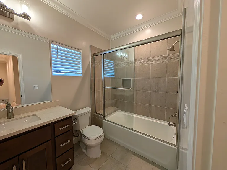 135 Bundeson Cir — Photo 11