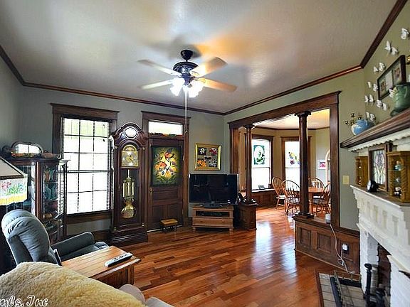 5th image of 1711 Bolton Ave