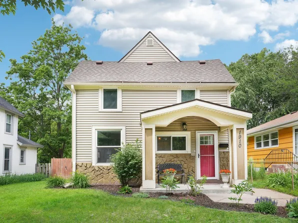 1910 Hayes St NE, Minneapolis, MN 55418