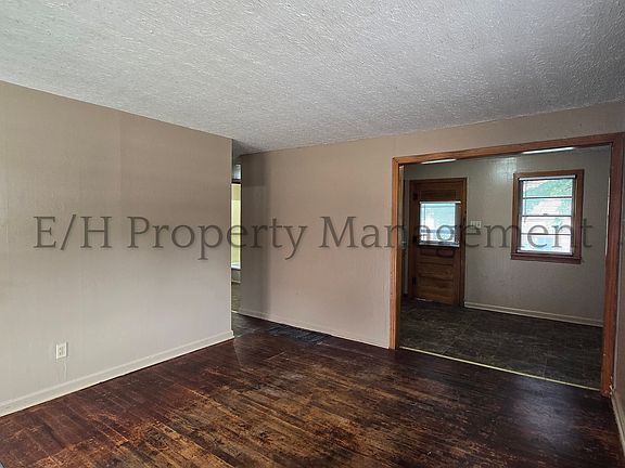 2nd image of 1031 S Emporia Ave #A