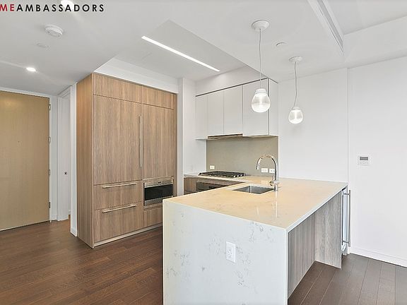 4th image of 591 3rd Ave #16C