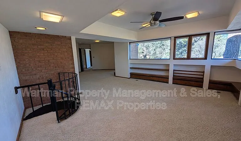 15 Upland Rd — Photo 27