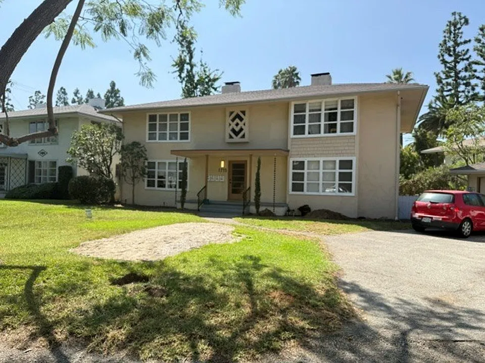 1715 Raymond Hill Rd