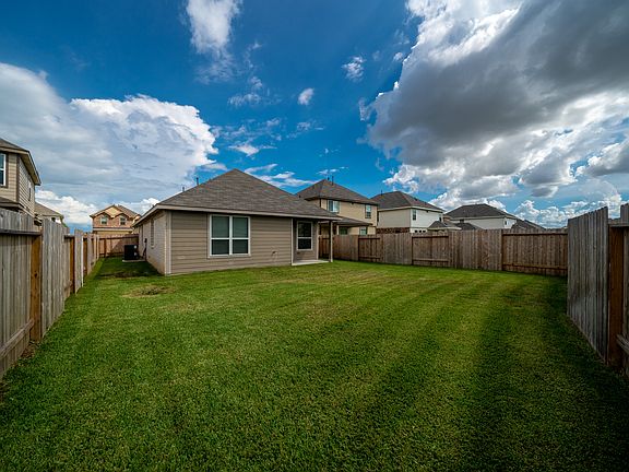 5th image of 3543 Paganini Pl
