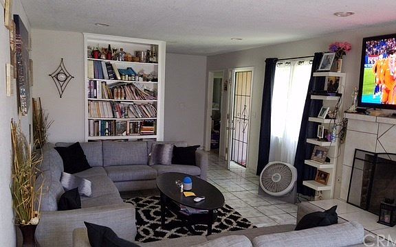 3rd image of 2116 W Borchard Ave