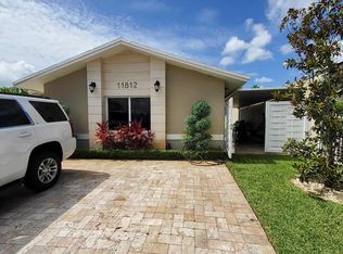 11812 SW 210th St, Miami, FL 33177