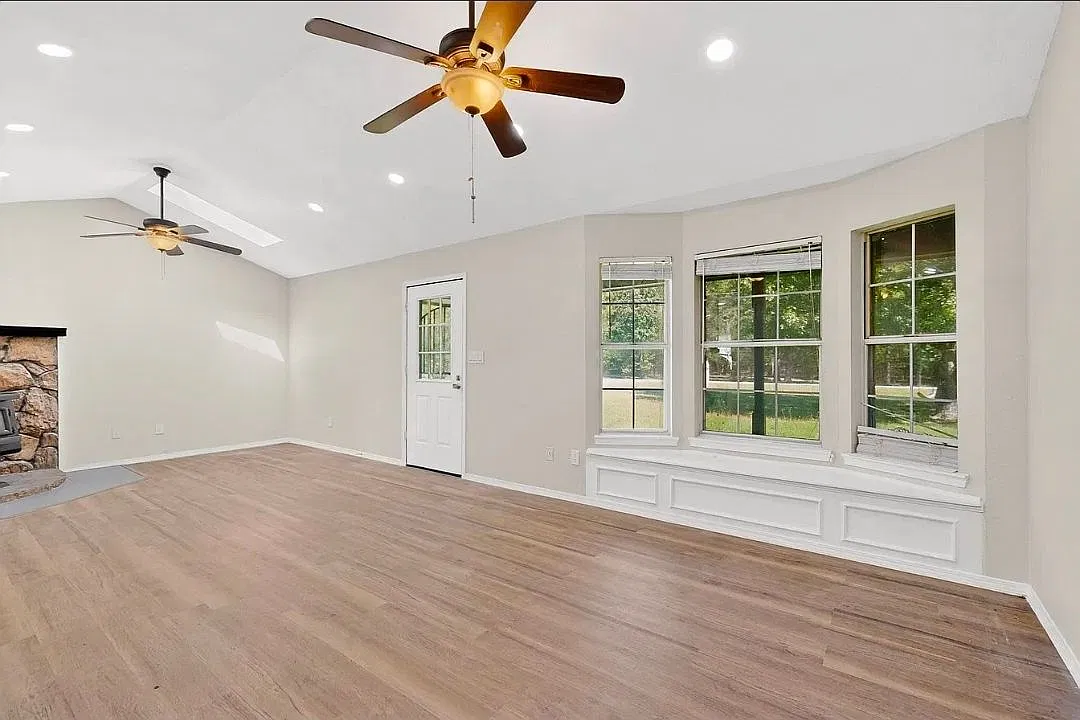 4 bed, 3.0 bath, $2,950 — Photo 4