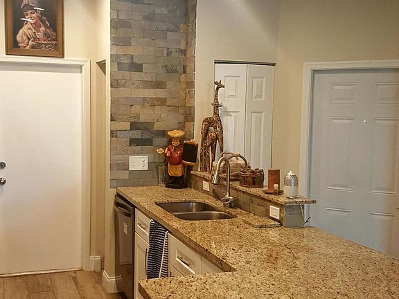 5th image of 7914 Sienna Springs Drive SW