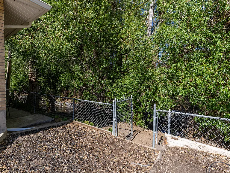 Begin your day enjoying coffee as the guest house backs directly to peaceful Ralston Creek. There are multiple creek side spots to put chairs for a quiet escape after a long day.