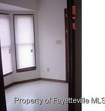 4th image of 524 Jennings Farm Rd