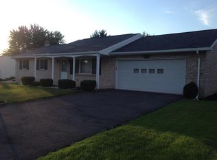 1711 Sapphire Rd, York, PA 17408