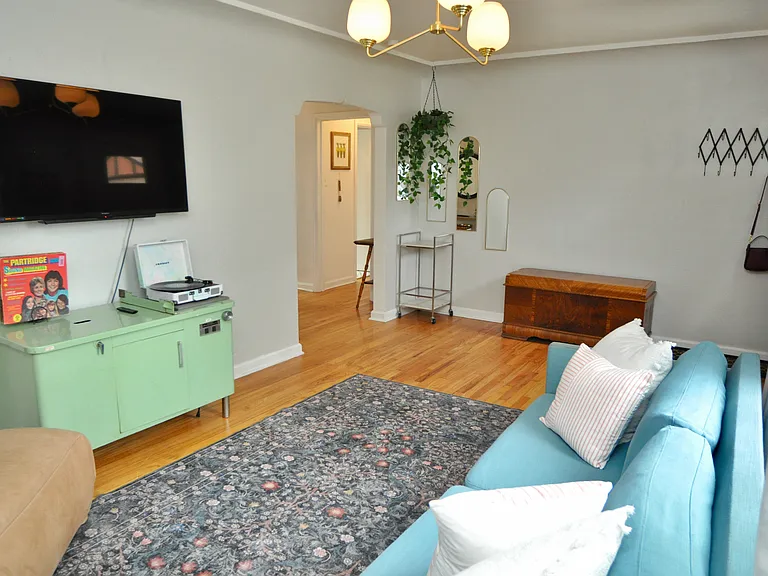 1365 Ivy St — Photo 4