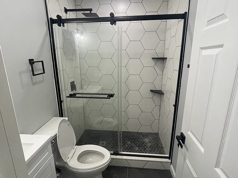 42 Saxton St #3 — Photo 8