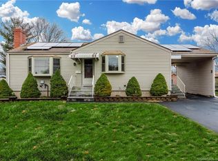 30 Standard St, Newington, CT 06111