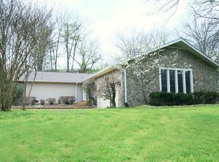 27 Vaughns Gap Rd, Nashville, TN 37205