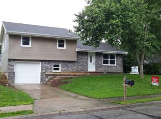 3308 S Stewart Ave, Sedalia, MO 65301