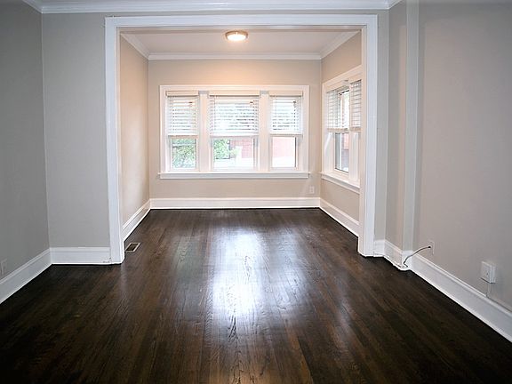 2nd image of 1604 W Berwyn Ave #1606