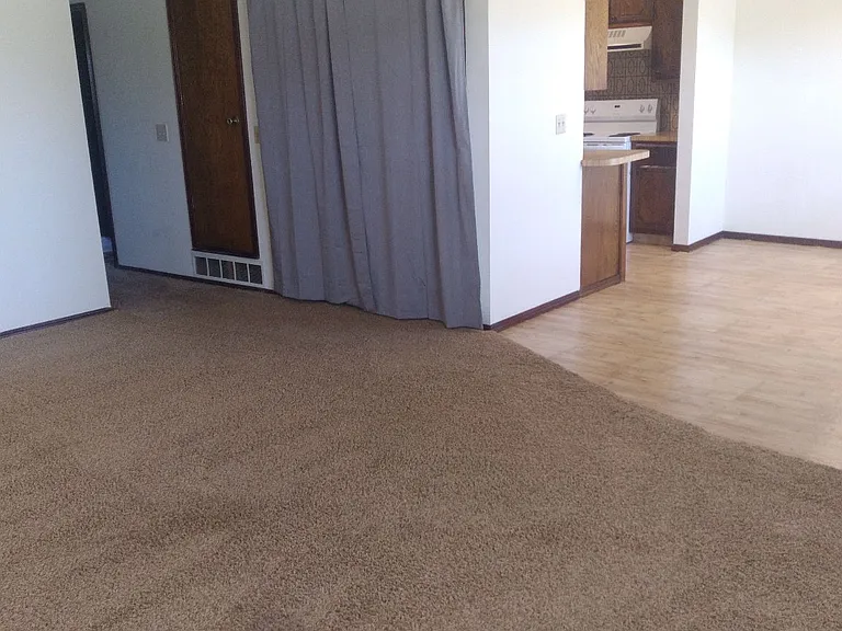 1001 N Wyandotte Ave #A — Photo 3