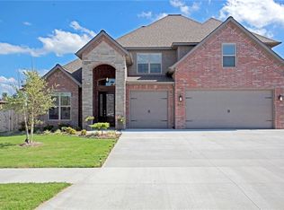 1913 SW Hayfield Ave, Bentonville, AR 72712