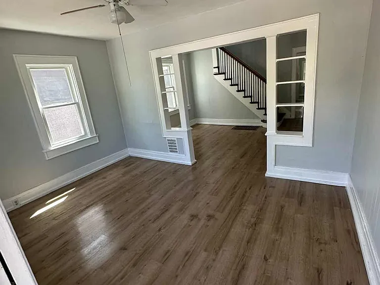 277-79 N Midler Ave N #277 — Photo 1