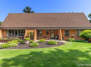 2111 Burton St SE, Grand Rapids, MI 49506