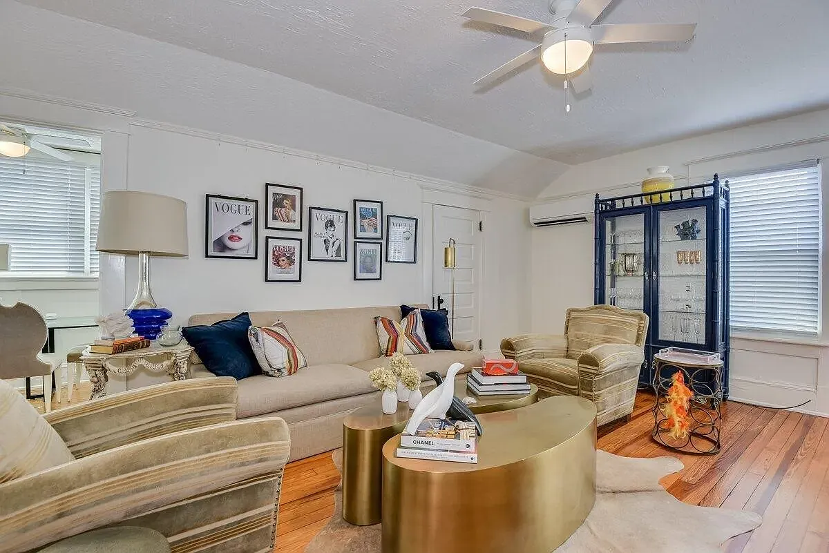 1 bed, 900 sqft, $1,450 — Photo 2