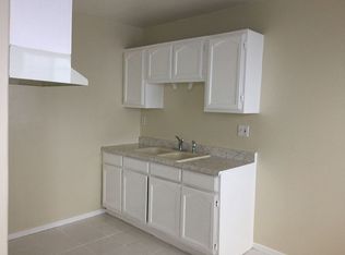 5746 1/2 Aldama St, Los Angeles, CA 90042