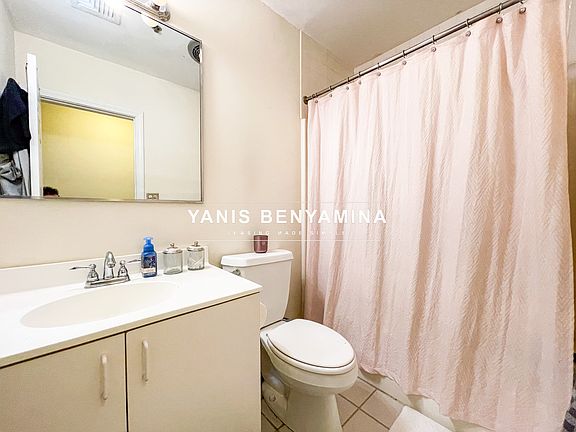 4th image of 4 Davis Ave APT 3A