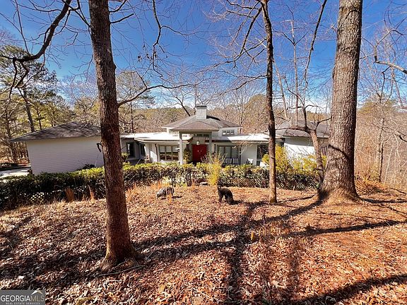 4th image of 1918 Woodland Rd