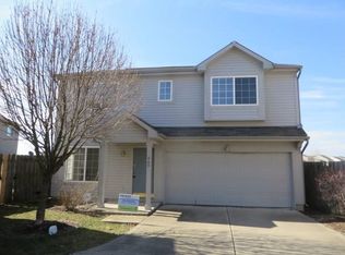 665 Stobus Dr, Greenwood, IN 46143