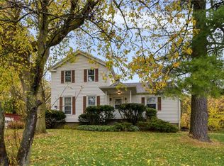 140 Salt Rd, Webster, NY 14580