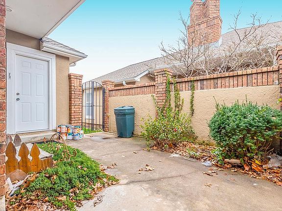 2nd image of 9740 Nieman Pl