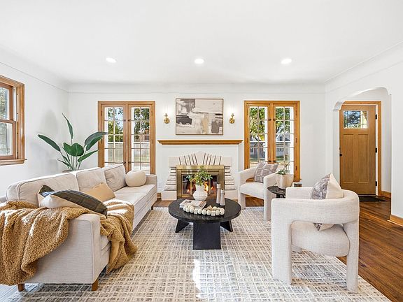 4th image of 4537 Columbus Ave