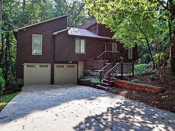2nd image of 436 Julie Anne Way #00