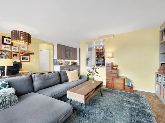 2nd image of 120 E 36th St APT 12E
