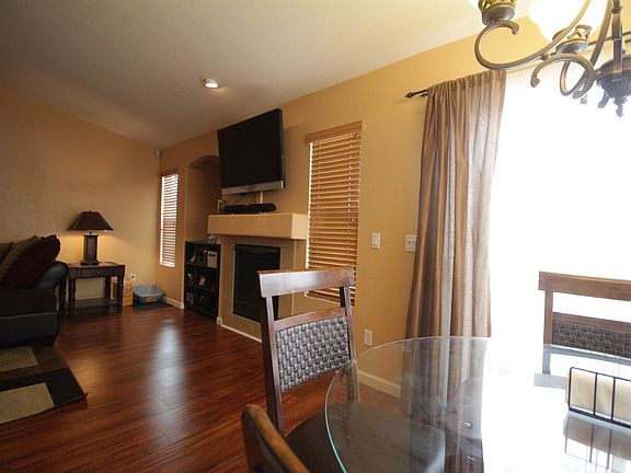 2nd image of 1587 Vieira St