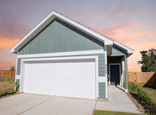 9298 Grace Ridge Dr, Willis, TX 77318