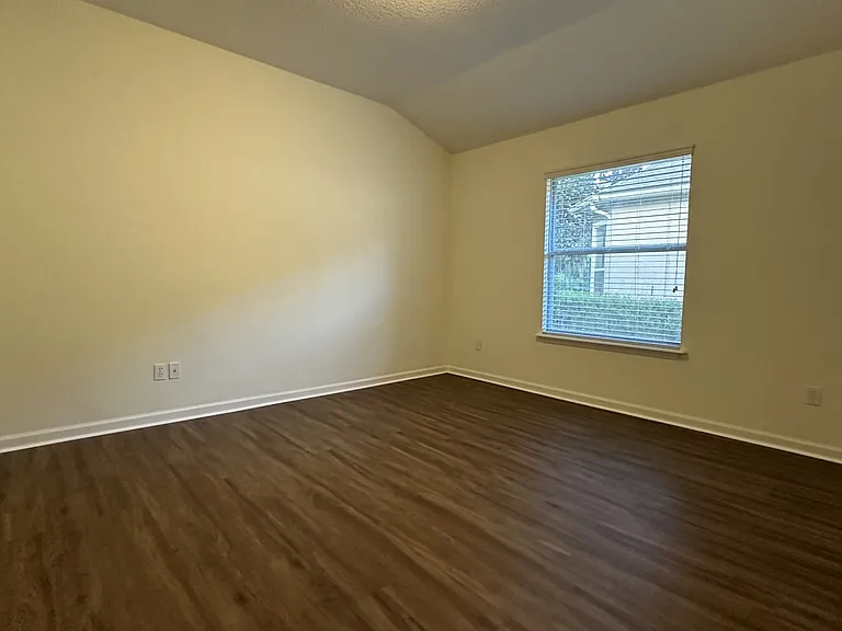 5204 Comfort Ct — Photo 33
